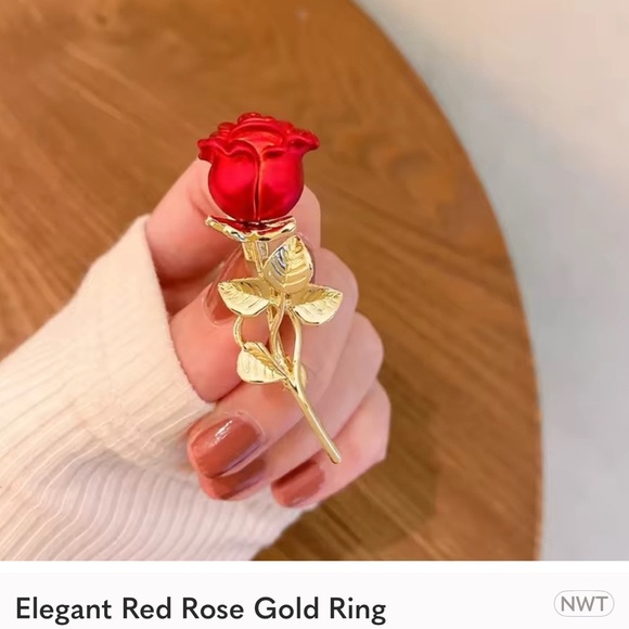 Elegant Red Rose Gold Brooch - Picture 1 of 1